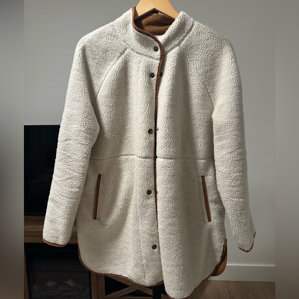Old Navy Sherpa Teddy Coat